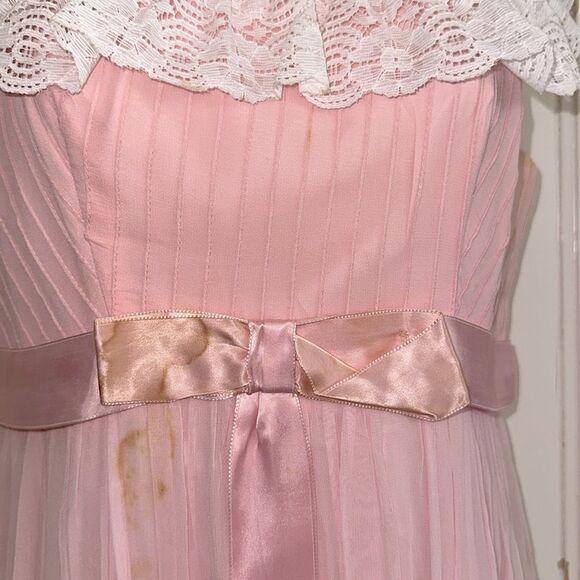 Vintage 60s/70s High Neck White Lace Pink Chiffon Pleated Prom Dress - Picture 3 of 9